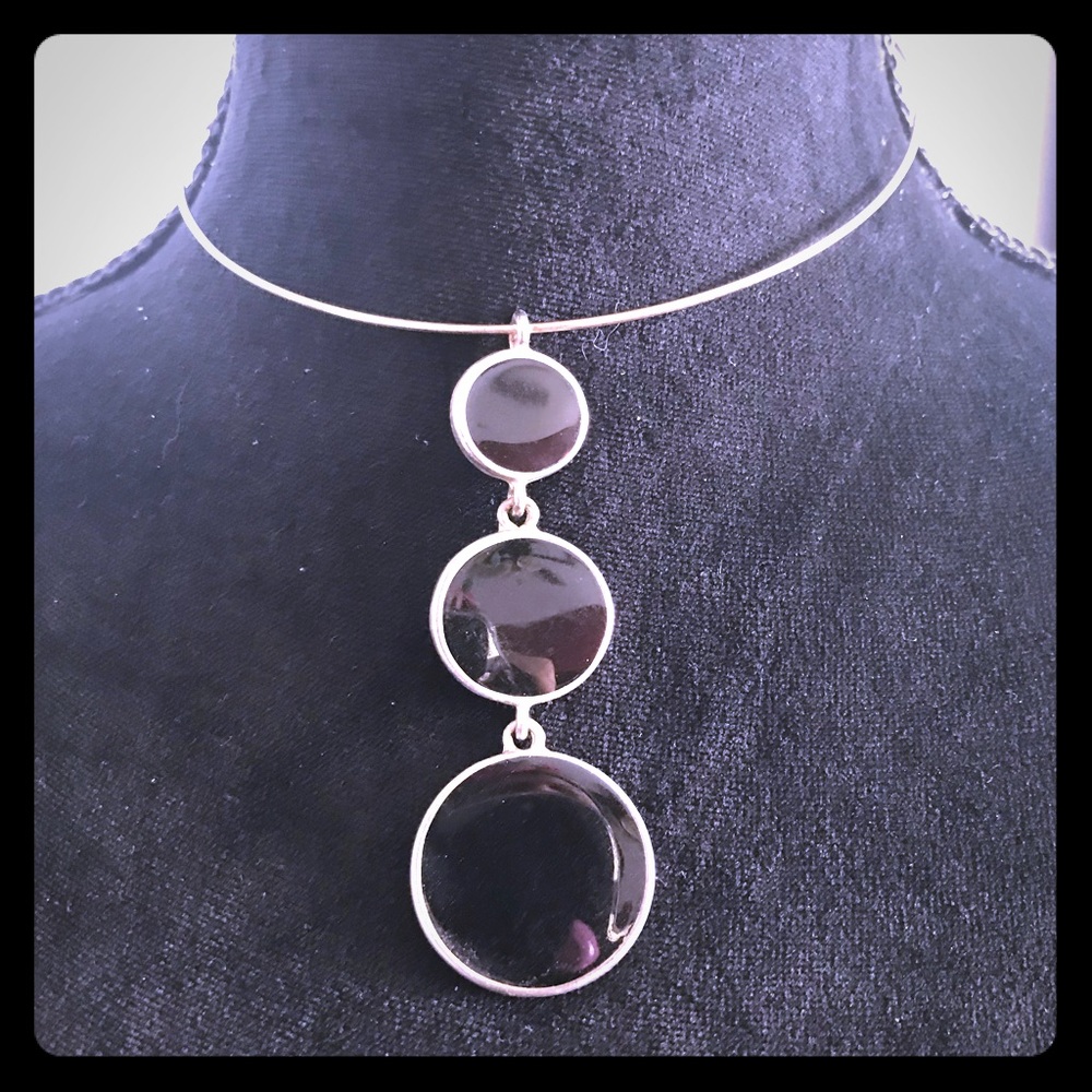 Black choker